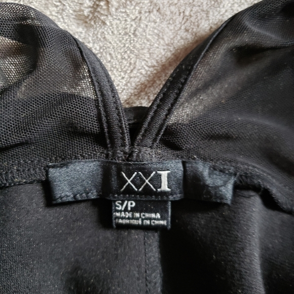 Forever 21 Black Bodycon Dress - Picture 4 of 4